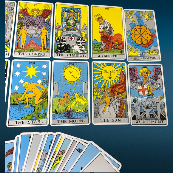 Rider Smith-Waite Tarot Card Deck THE MAGICIAN U.S. Games 78 Cards Made in Italy - Picture 8 of 12